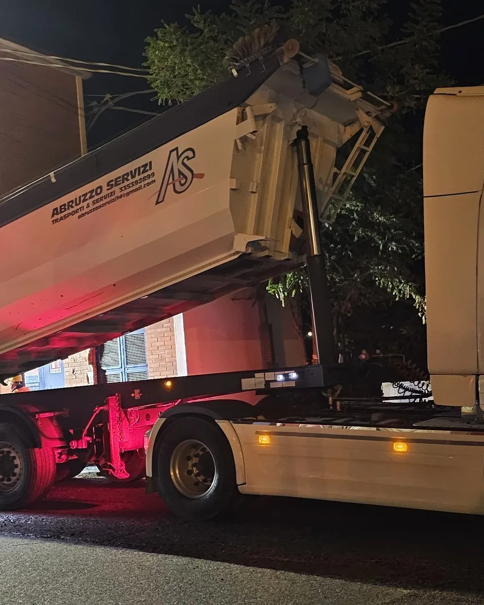 Autocarri Ribaltabili Abruzzoservizi