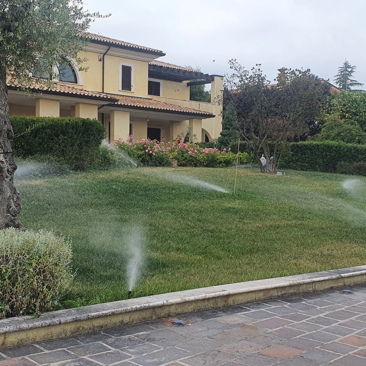 Sistemazione parchi e giardini Abruzzoservizi