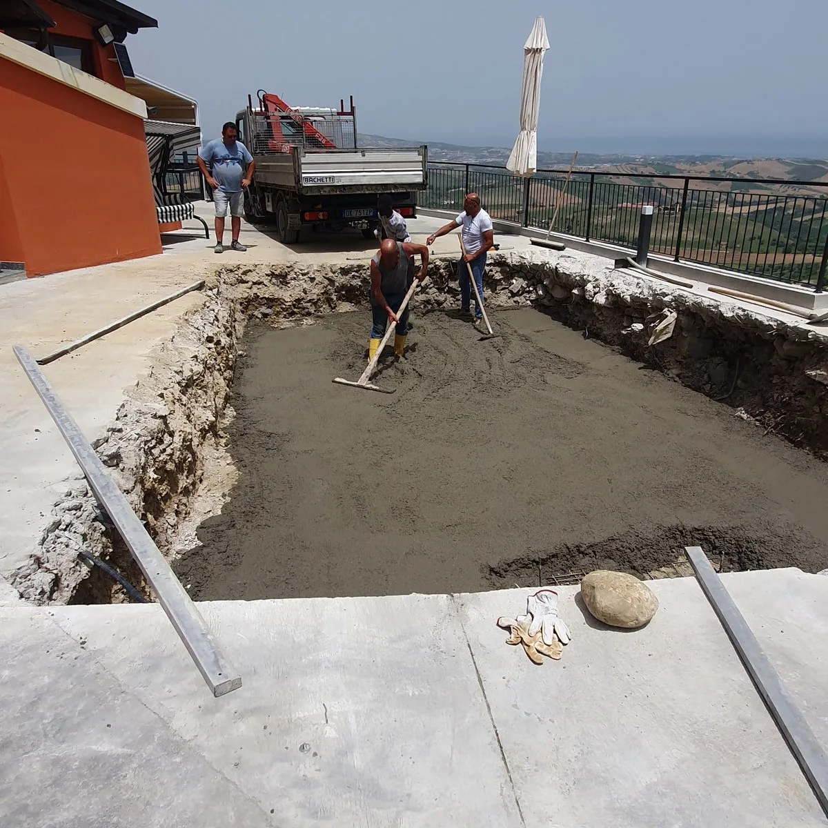Realizzazione piscina Abruzzoservizi